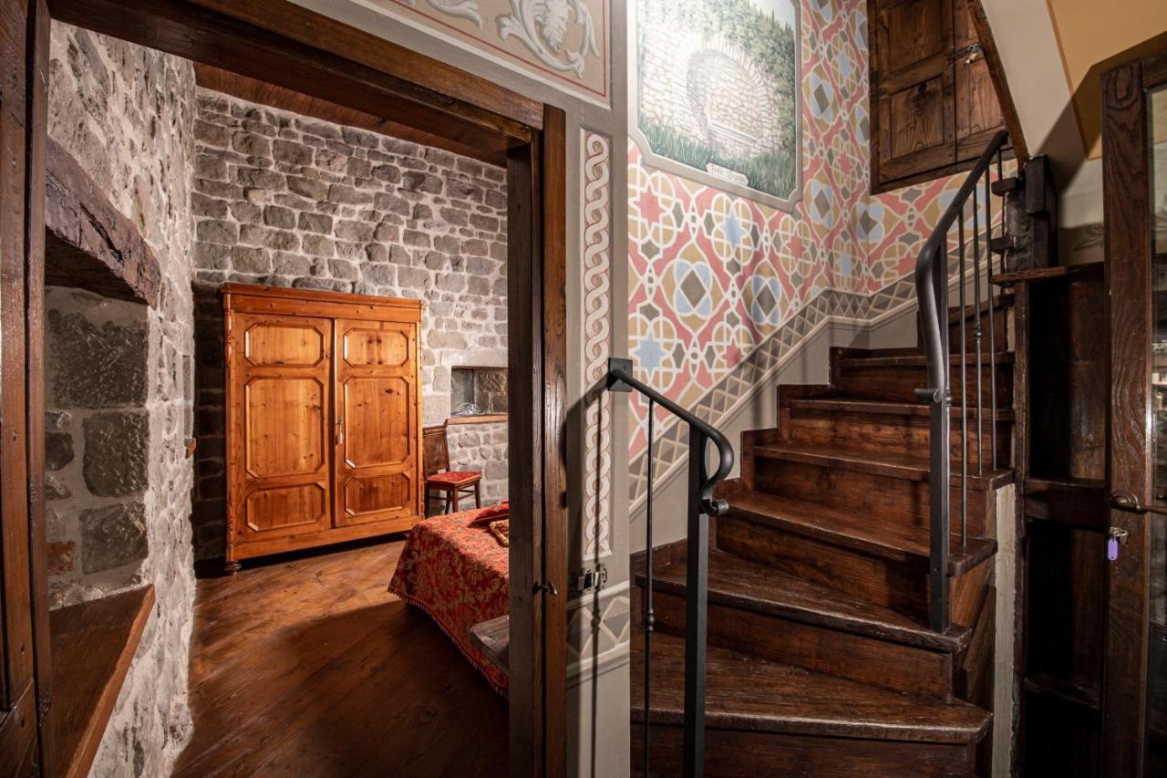 Medieval Tower Lungarno Your Wedding In Tuscany Pratovecchio Exterior photo
