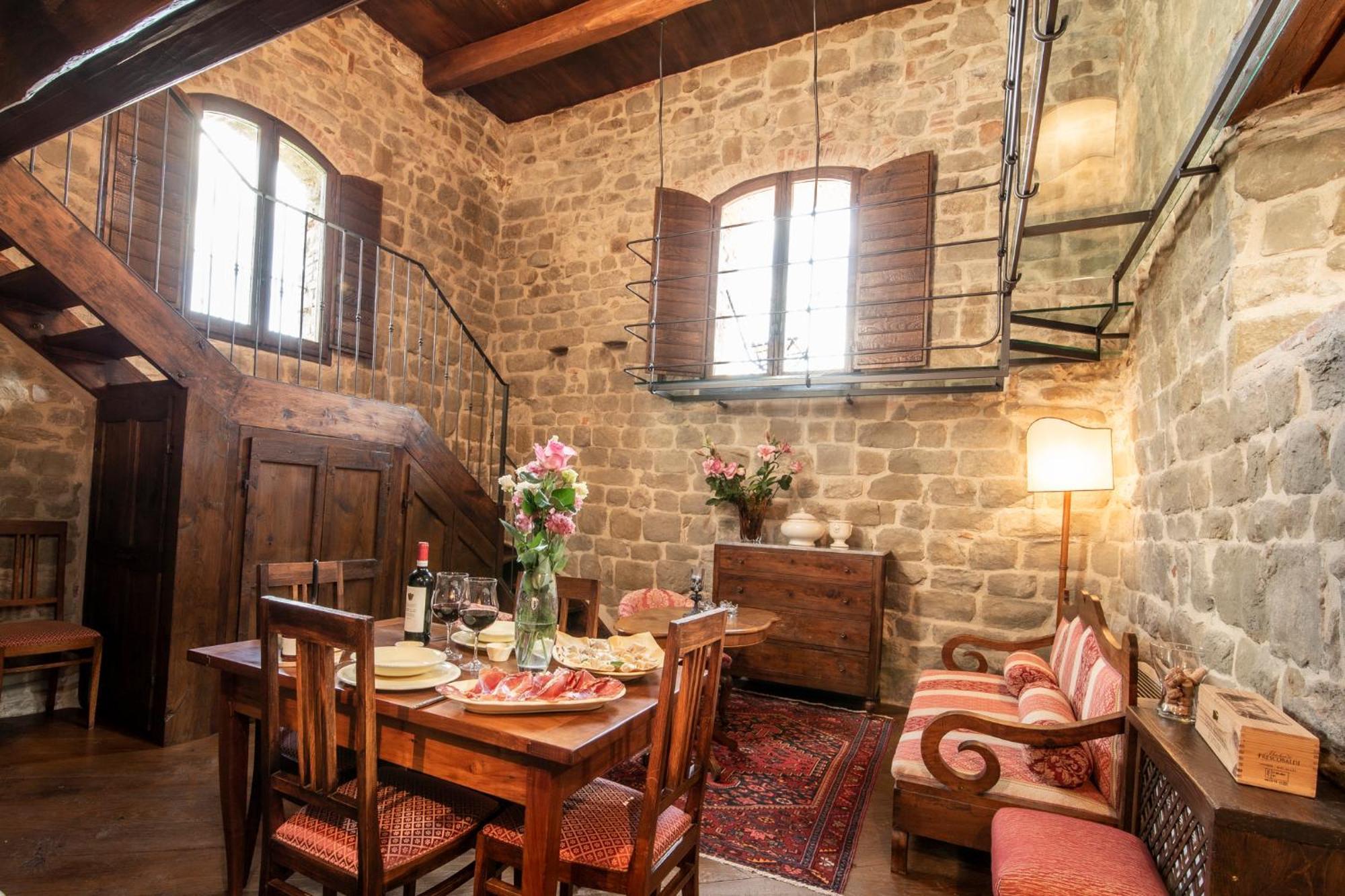 Medieval Tower Lungarno Your Wedding In Tuscany Pratovecchio Exterior photo