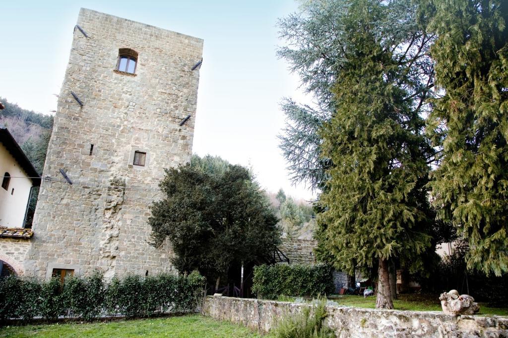 Medieval Tower Lungarno Your Wedding In Tuscany Pratovecchio Exterior photo